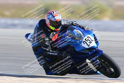 media/Feb-12-2022-SoCal Trackdays (Sat) [[3b21b94a56]]/Turn 11 Inside (155pm)/